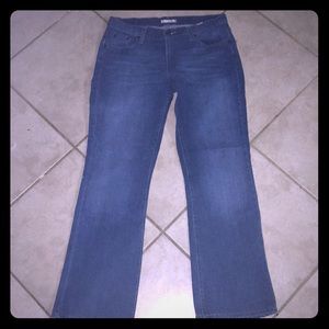 Women’s Levi jeans size 14
